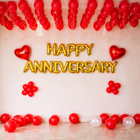 Red Romance Anniversary Decoration